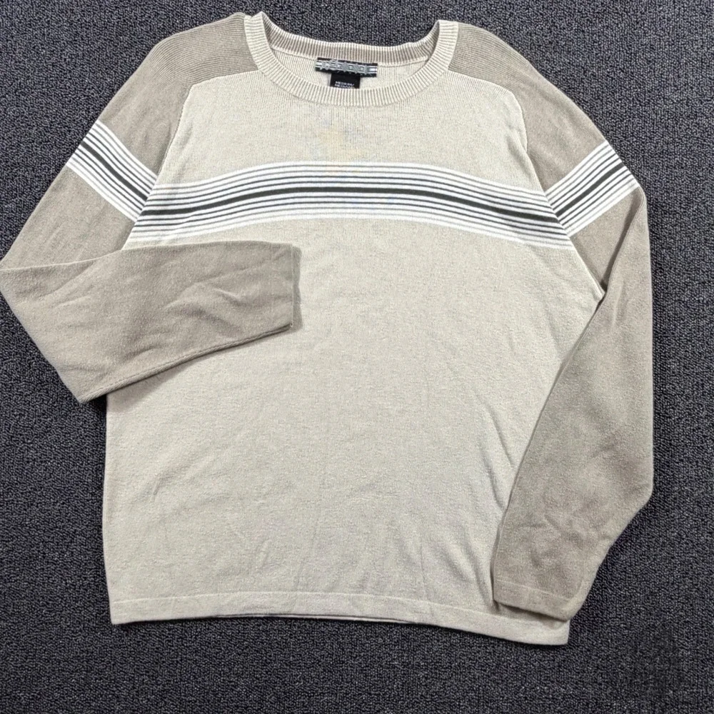 Vintage Y2K Extreme Gear Long Sleeve T-Shirt Men's M Cream Striped Raglan Skater